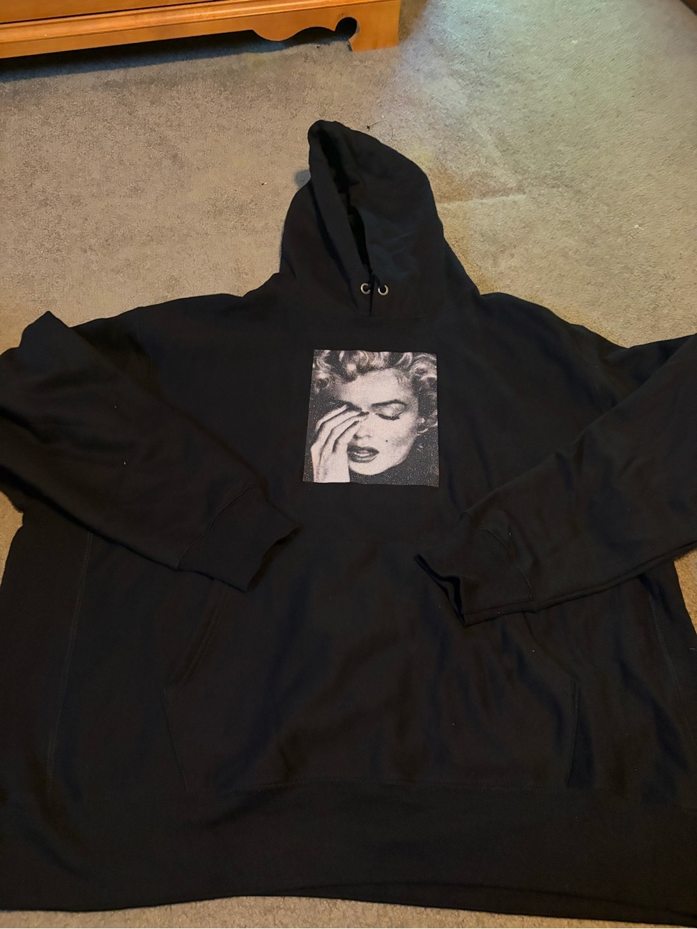 Marylin monroe x Champion Black Hoodie with Marilyn Monroe Graphic